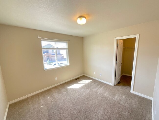 Building Photo - 3 Bedroom Home Available Near S Marksheffel Rd & Fontaine Blvd!