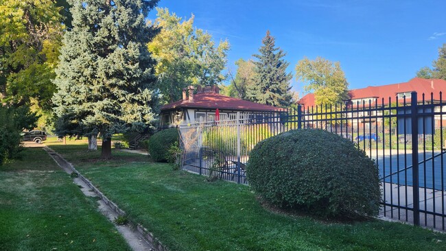 Building Photo - 2-Bed Condo in North Boulder Residential A...