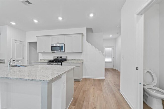 Building Photo - 2817 Habibi Ct