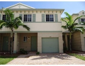 Building Photo - 969 Tortuga Dr