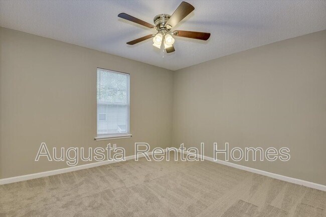 Building Photo - 138 Chalet North Boulevard - 138