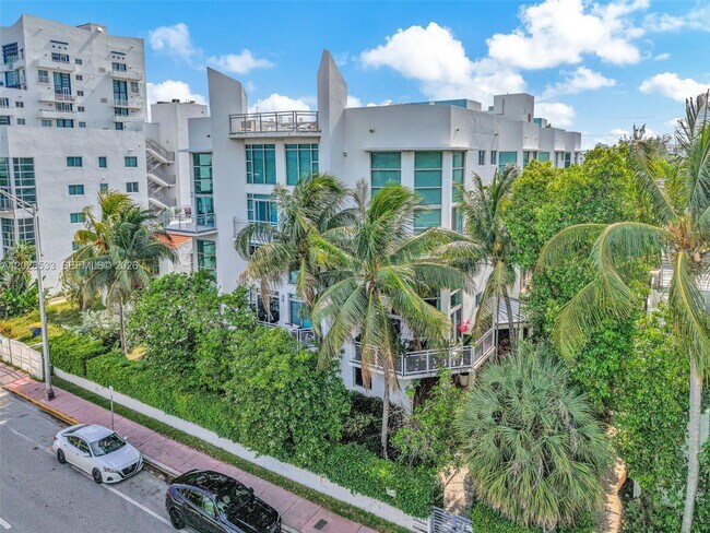 Building Photo - 7728 Collins Ave