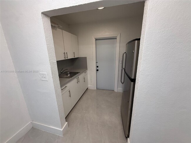 Building Photo - 1251 NW 61st St