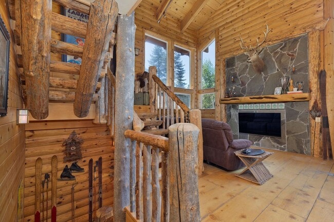 Building Photo - Winter Rental – $14,000/month (6-Month Lease)