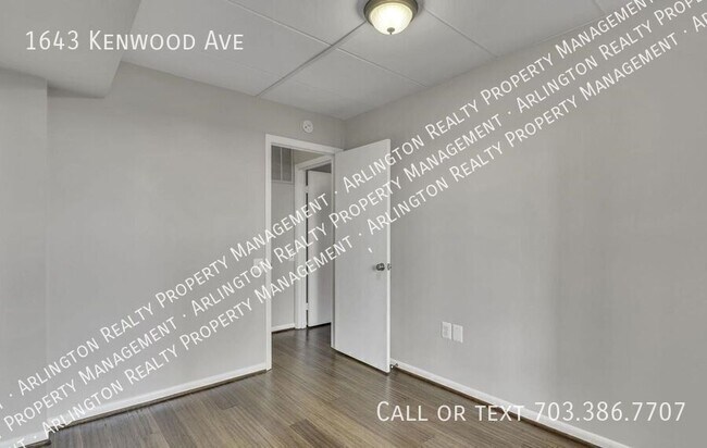Building Photo - 1643 Kenwood Ave