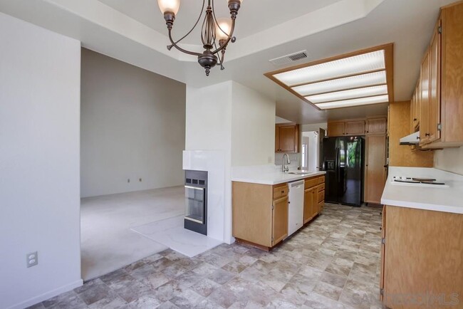 Building Photo - 11742 Avenida Sivrita