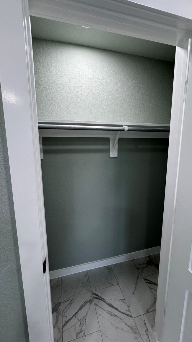 Building Photo - 169 S 10th St