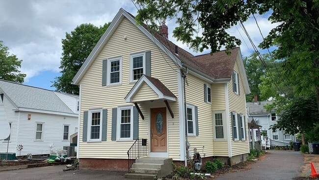 Primary Photo - 5 Whalen Ln