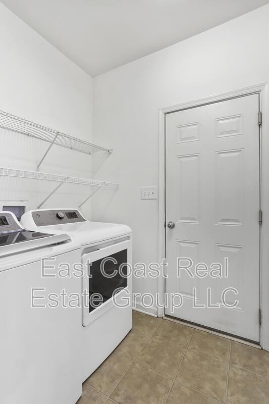 Building Photo - 116 Celadon Dr