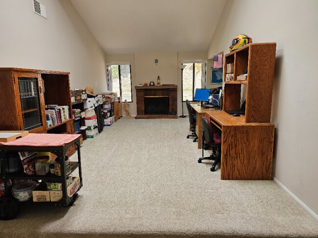 Building Photo - 10256 Carioca Ct