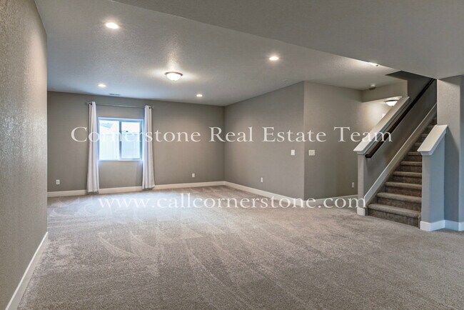 Building Photo - 9732 Marble Cyn Wy