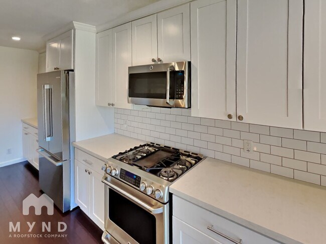 Building Photo - 990 Tera Ct