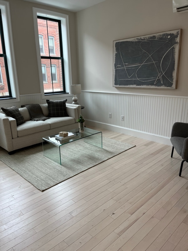 Building Photo - 29 Washington St