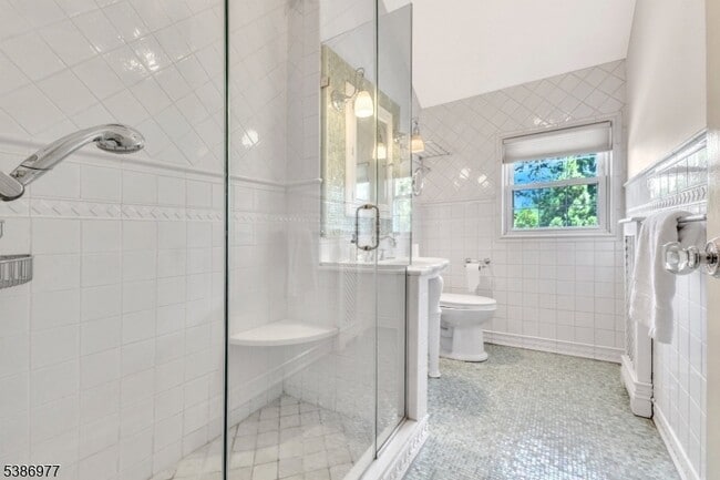 Building Photo - 65 S Mountain Ave