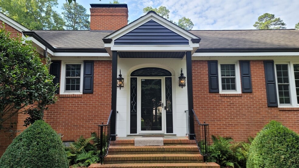 Building Photo - 5503 Currituck Pl
