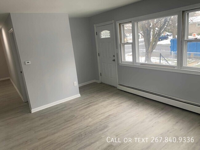 Building Photo - 18 Armor Ct