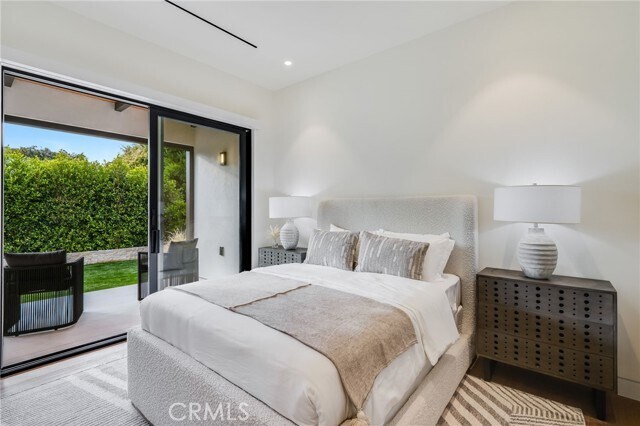 Building Photo - 427 Santa Ana Ave