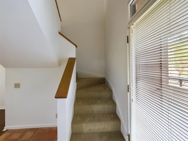 Building Photo - 1735 Spyglass Dr