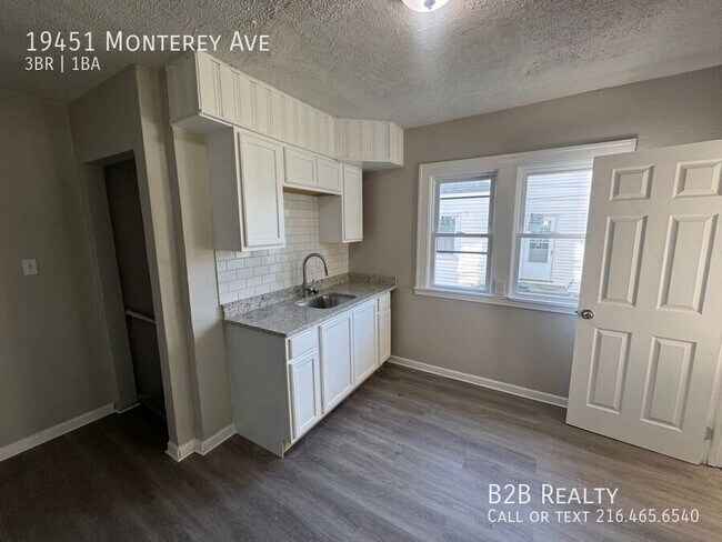 Building Photo - 19451 Monterey Ave