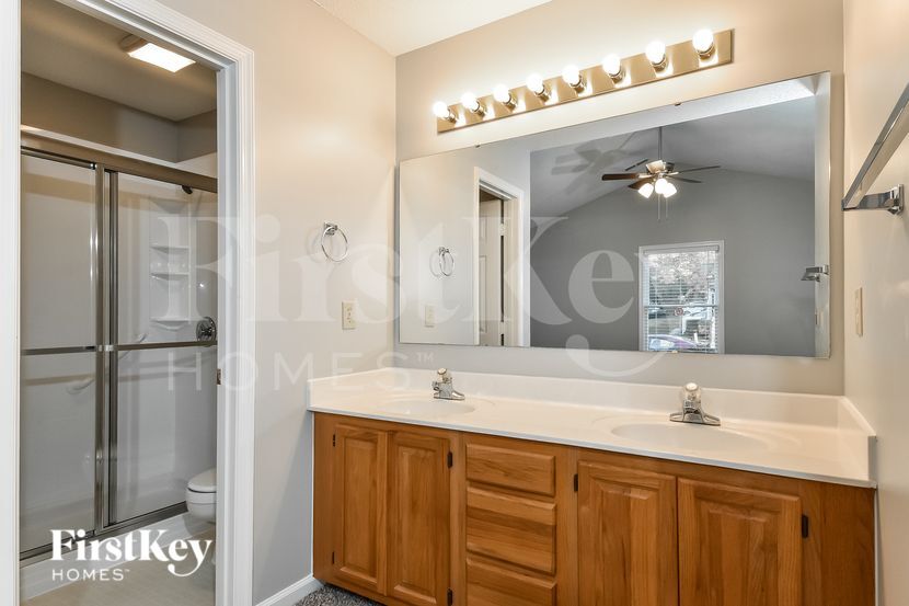 Building Photo - 3501 Cardinal Ridge Dr