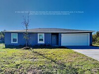 Building Photo - 792 SW Babbit Dr