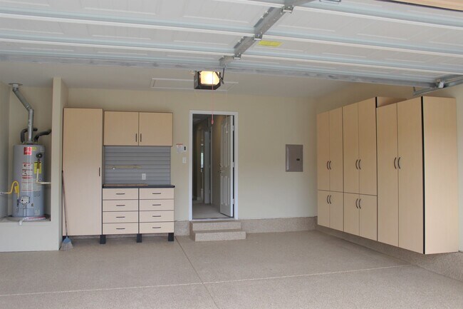Building Photo - 107 Martin Creek Ln