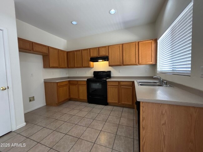 Building Photo - 6809 W Nicolet Ave