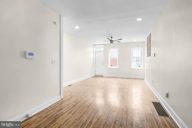 Building Photo - 1717 Fernon St