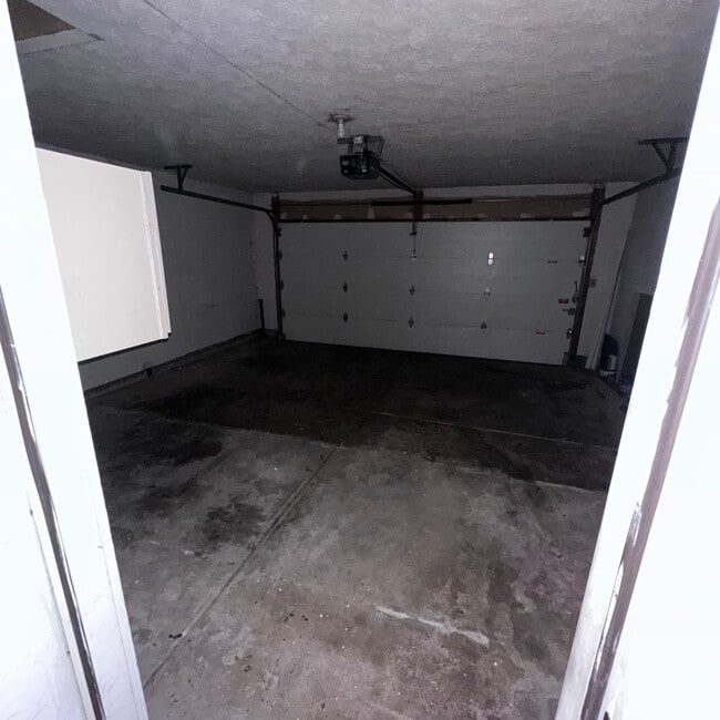 Building Photo - 4112 Eagle Cove E Dr