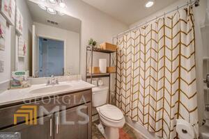 Building Photo - 882 Ambient Way