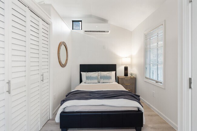 Building Photo - 1116 Nadine St