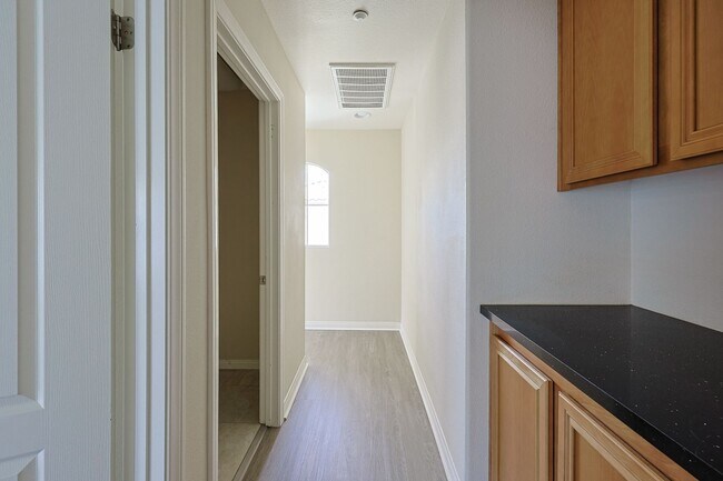 Building Photo - 3BR House in 4S Ranch