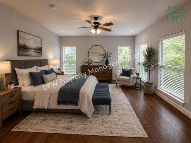 Building Photo - Luxury Renovated Townhome with Rooftop Skyline Views | Walk to Restaurants, Parks & More