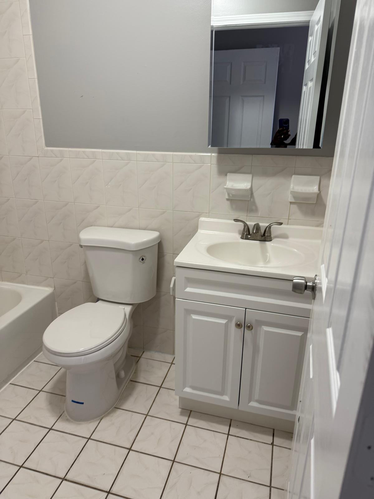 Building Photo - 535 S 18th St