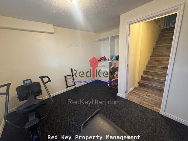 Building Photo - Clermont Single Family Home