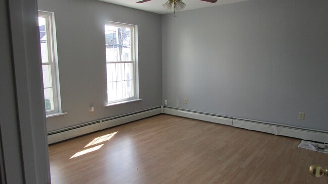 Building Photo - 11 E Orange St