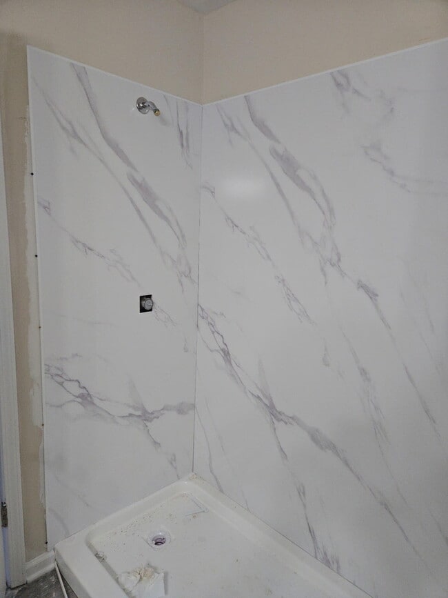 Building Photo - 601 Sherard Cir