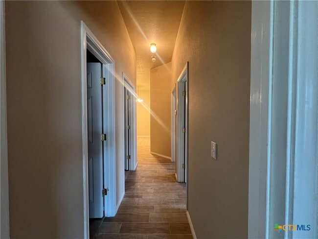 Building Photo - 1309 Cavalry Ln