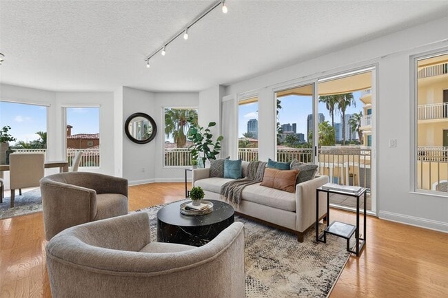 Building Photo - 555 5th Ave NE