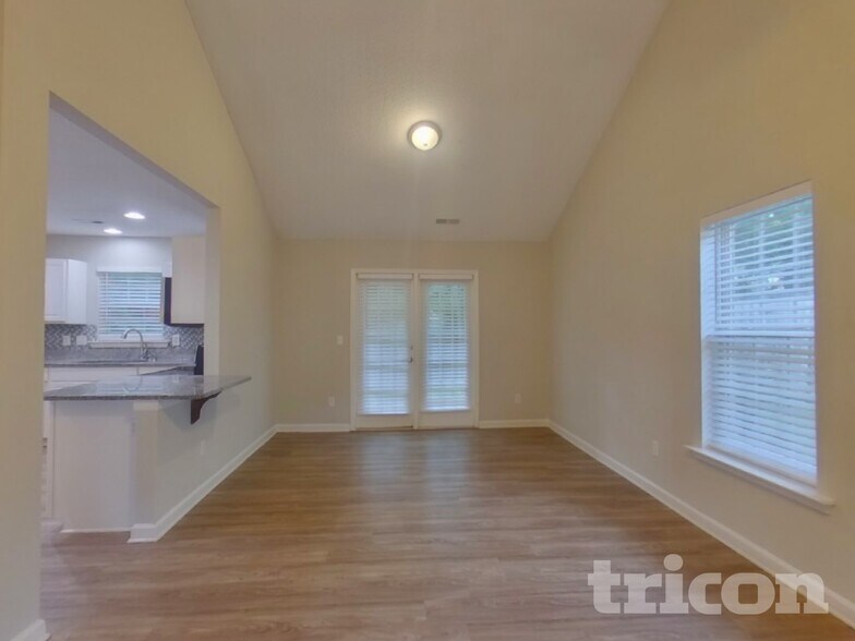Building Photo - 474 Brighton Woods Dr