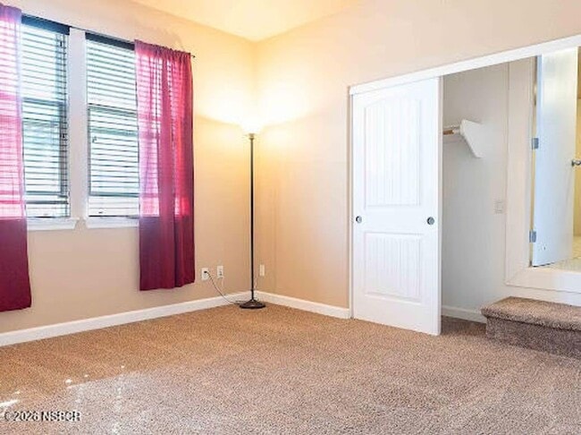 Building Photo - Beautiful Lompoc Home