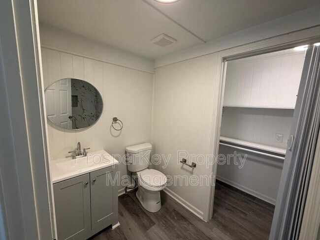 Building Photo - 828 Pamela Dr