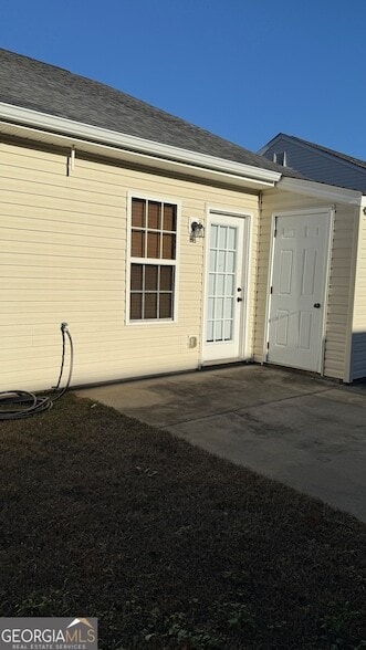 Building Photo - 233 Sunview Dr