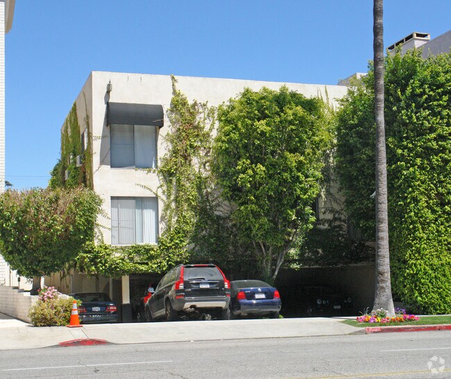 Primary Photo - 220 N Crescent Dr