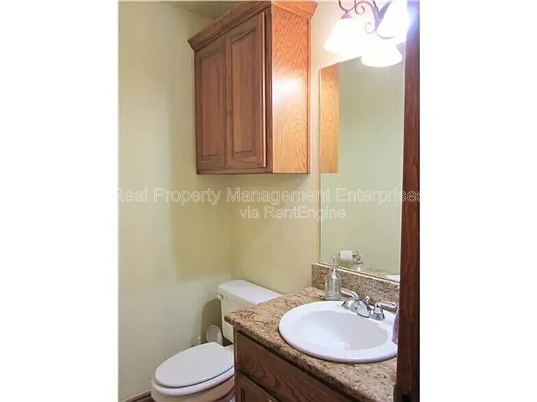 Building Photo - 9025 NW 92nd St