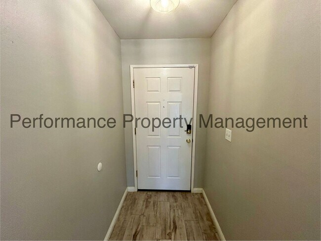 Building Photo - 7011 Crossroads Dr