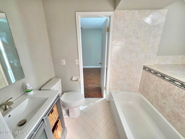 Building Photo - 4316 Pilgrim Way