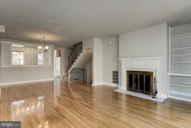 Building Photo - 2531 Queen Annes Ln NW