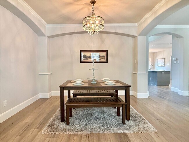 Building Photo - 251 N Maple Glade Cir