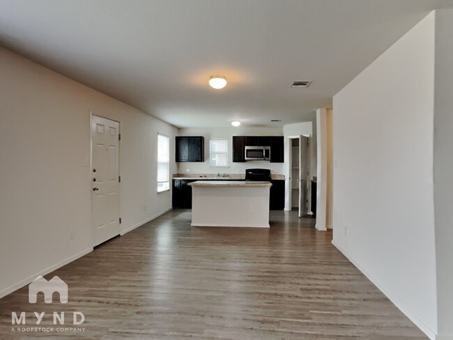 Building Photo - 9405 Apple Ridge Ln